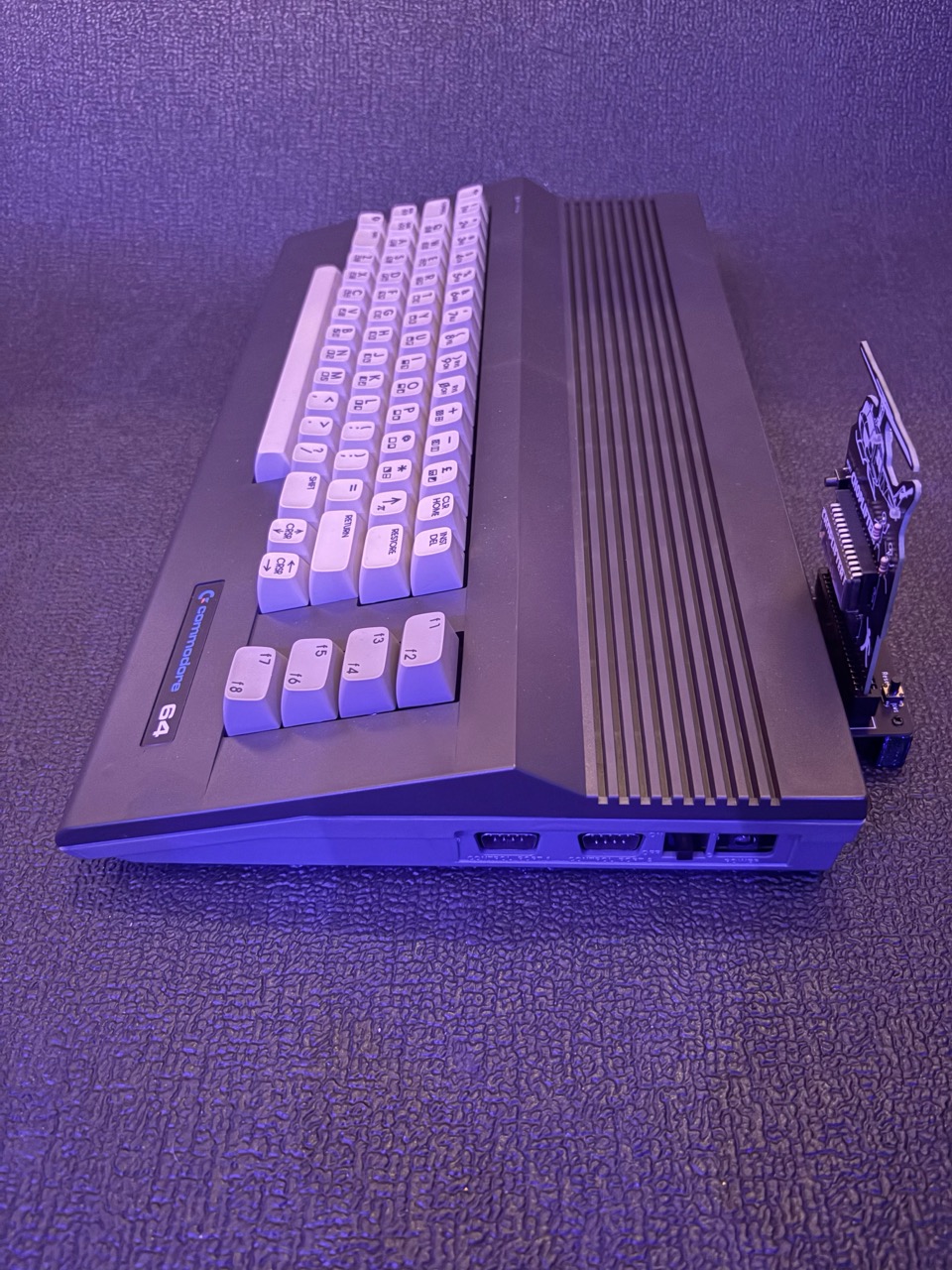 U64 Elite in new C64 II Case image 2